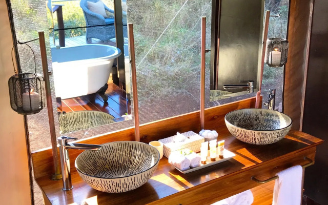 Jumeirah Thanda Safari