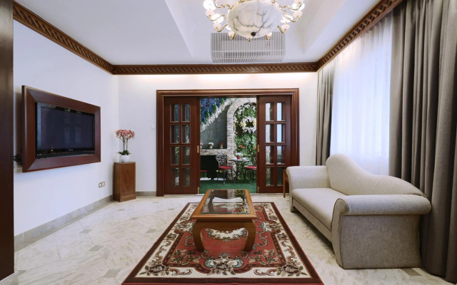 The Jesselton Hotel