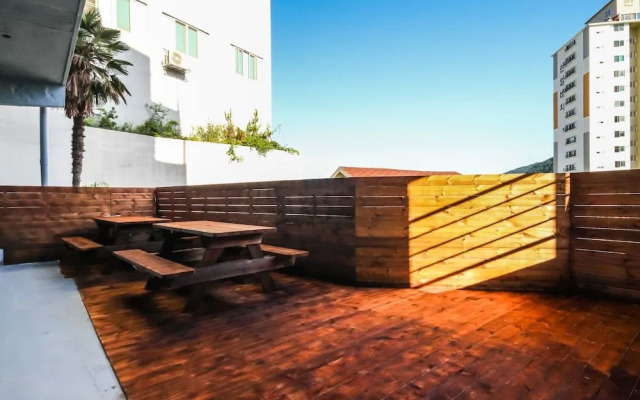 Hotel Deluxe - Hostel