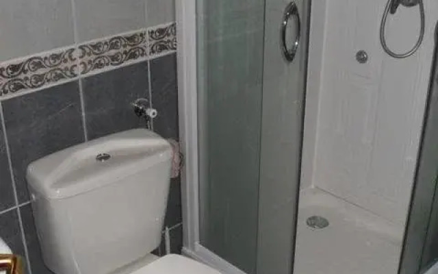 Red Duplex