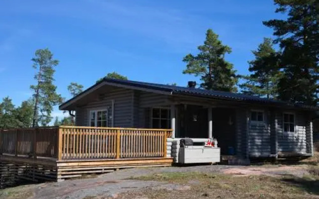Bastö Hotel & Stugby