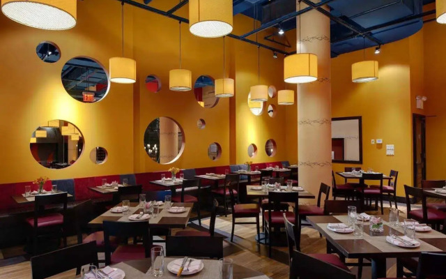 Hilton New York Fashion District