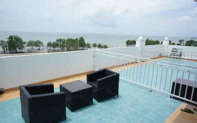 21 Karimun Hotel