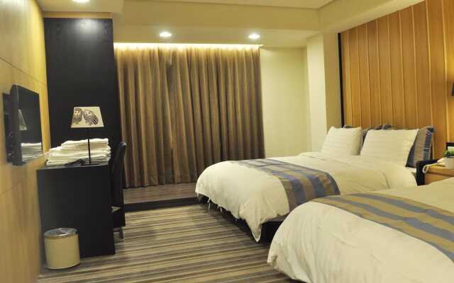 Morn Sun Hotel