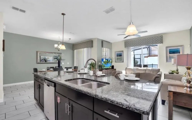 4804crusoe 4 Bedroom Townhouse