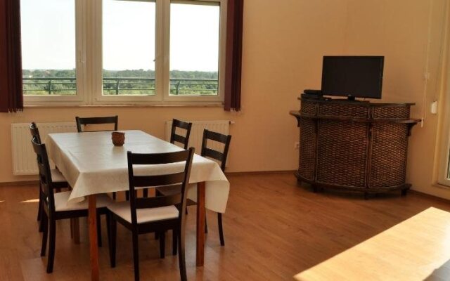 Tisza Palota Apartmanok