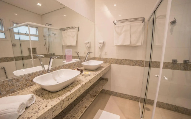 Amora Hotel