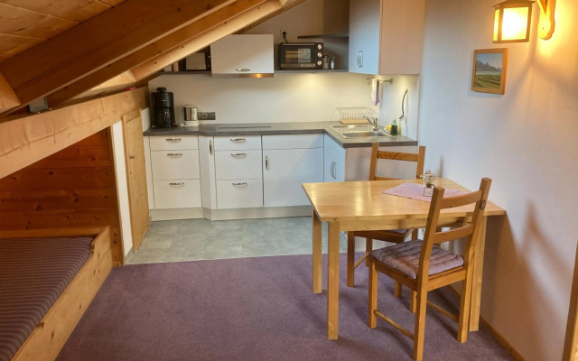 Ferienwohnungen Bernie Schmid