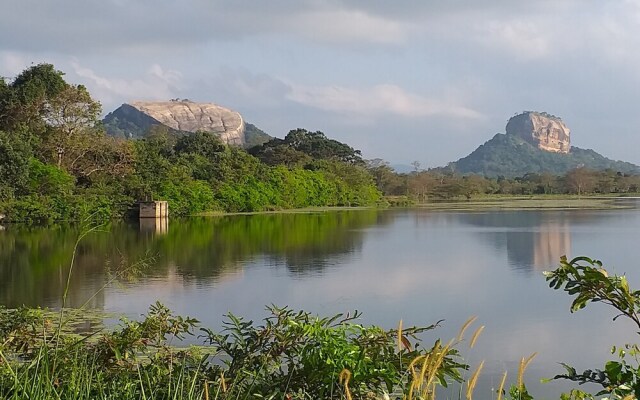 wish prabha lake view lodge