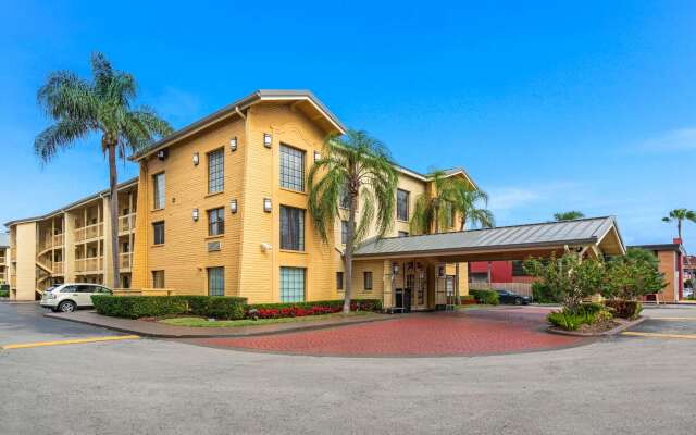 La Quinta Inn by Wyndham Miami Airport North