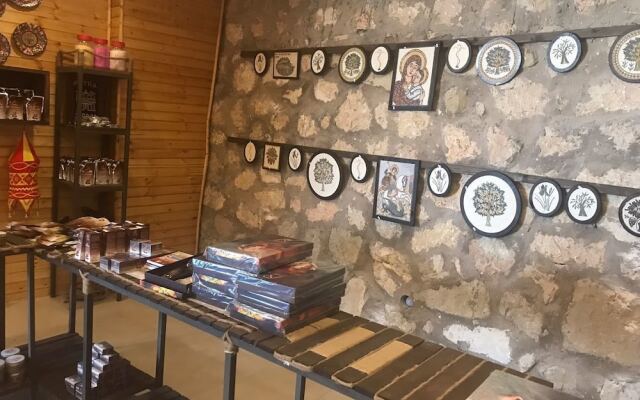 Wooden Arcs Resort & Spa