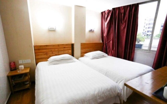 Mianyang Santai Nanhe Business Inn