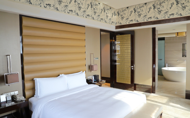 Crowne Plaza Hefei by IHG