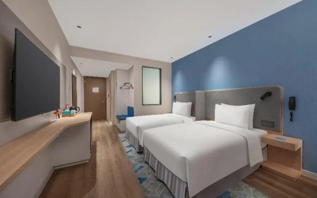 Holiday Inn Express Taizhou Toumen Port – Guest Rooms – Taizhou