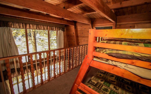 Cozy Pine Retreat #1499