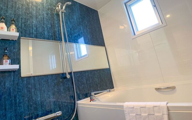 Tsukasa Condo Chatan Araha