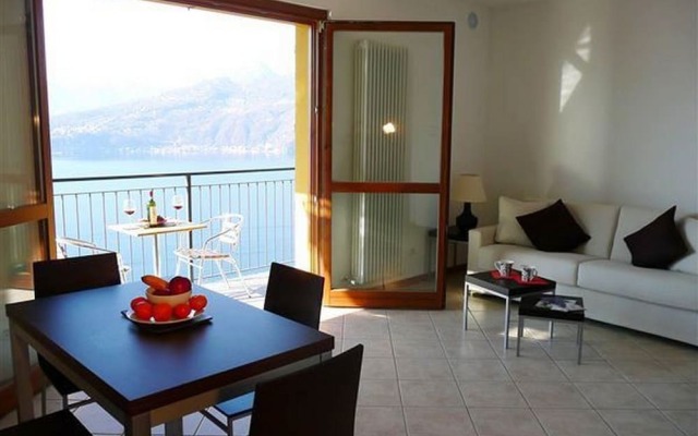 Vista d'Oro Ulivo Apt. 7