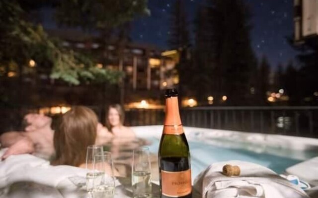 Texas Townhome Condos - 3 Minutes Walk to Gondola by RedAwning