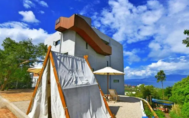 Yun Hill Resort