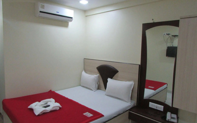 OYO 328 Hotel Royal Grand
