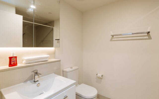 Airtrip Apartment on Manning St