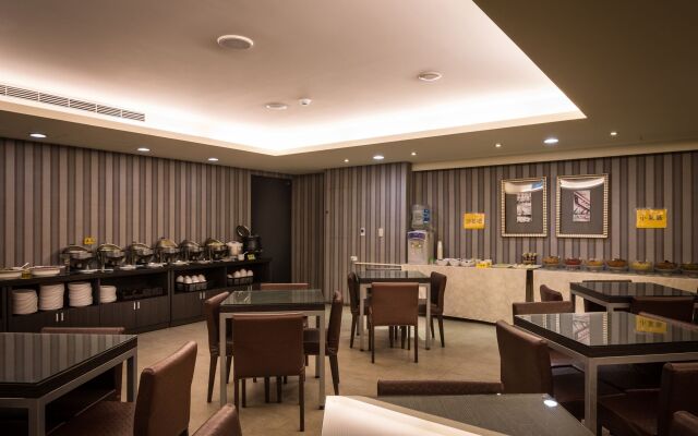 Ren Mei Fashion Hotel