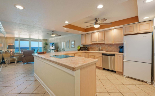 Shoreline Towers 2084 2 Bedroom Condo