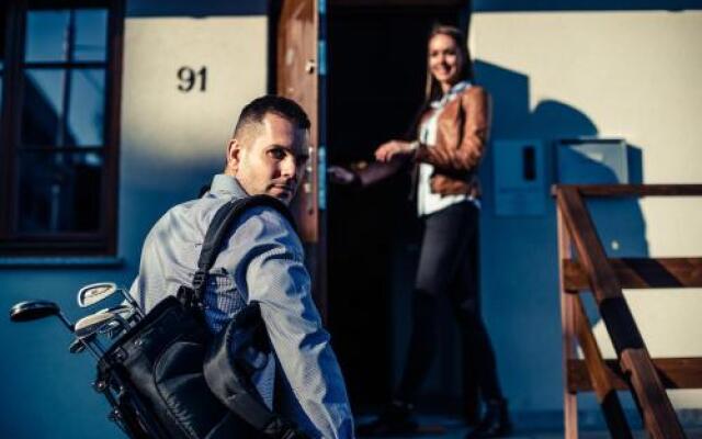 Luxury Apartments No. 91