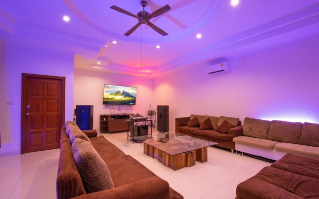 Pool Villa for Families and Party