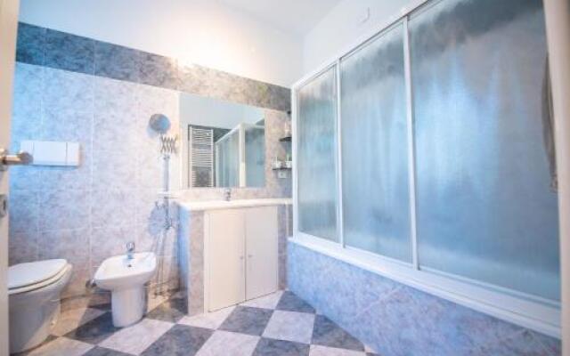 Bright Perugia Apartment