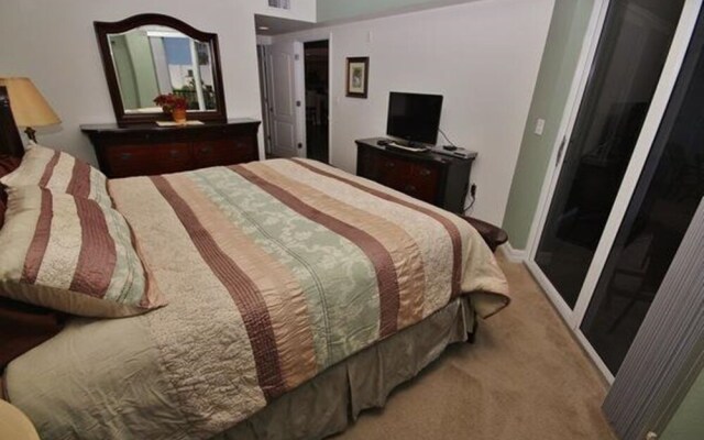 Oceanwalk 13-404 Apartment 3