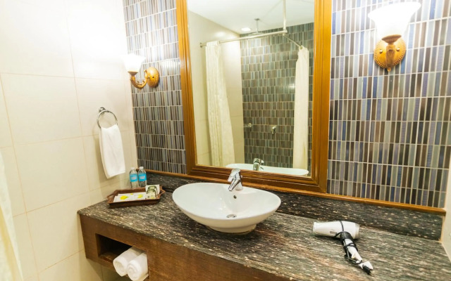 Boracay Tropics Resort Hotel