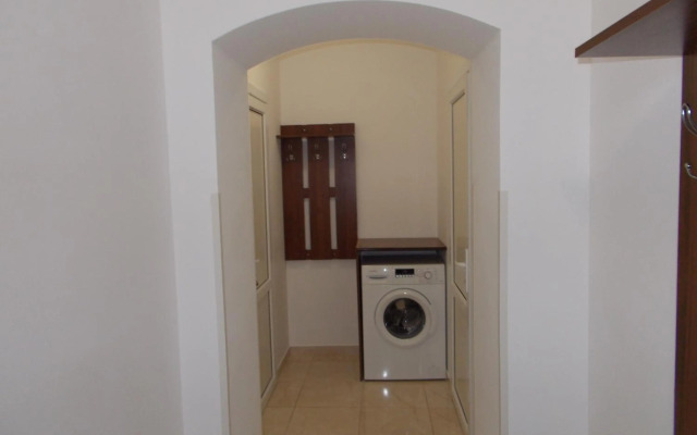 1-комнатная квартира-студия Люкс Элитный дом-2016 Центр