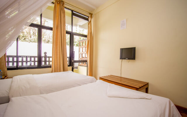 Viena Woods Holiday Inn