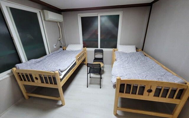 Sokcho Dreamville Motel