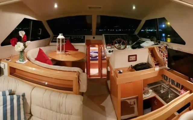 Yacht Suite Procida