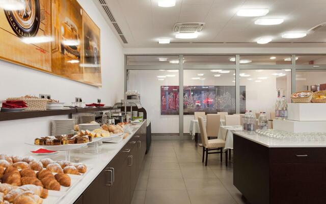 Hotel Maranello Village