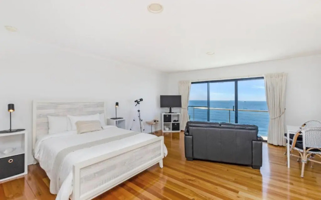 Clifftop Accommodation