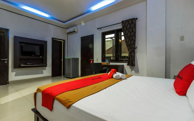 RedDoorz Premium @ Ampera Raya 2 – Guest Rooms – Jakarta