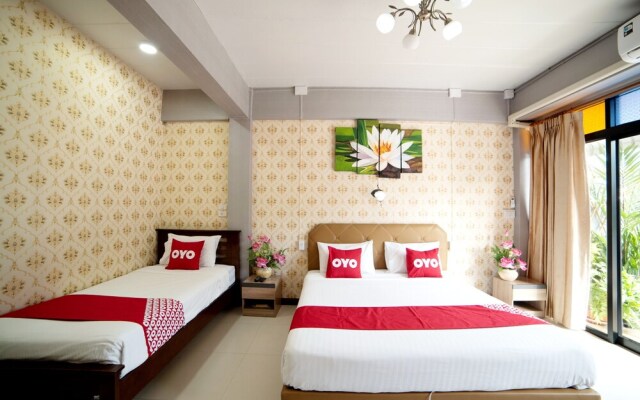 OYO 465 Krung Kao Traveller Lodge
