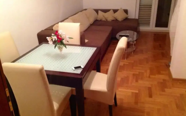 Wonderful Apartment Biserka Near the Beach
