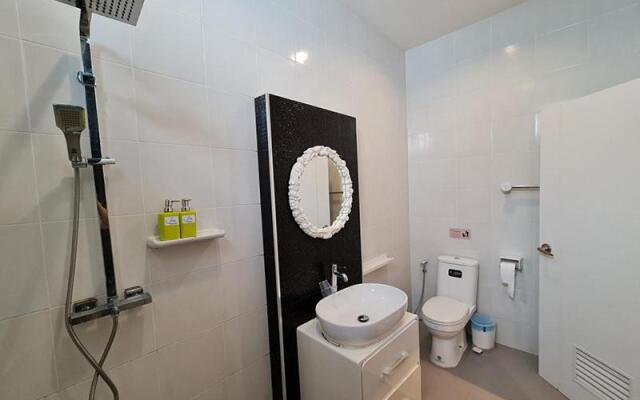 Jira Pool Villa