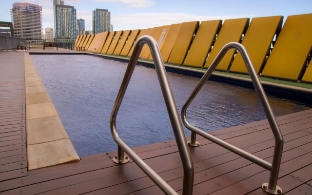 Accent Accommodation at Docklands Melbourne
