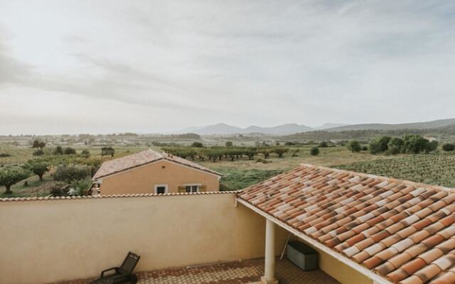 House With 3 Bedrooms in Saint-pierre-de-vassols, With Private Pool, E