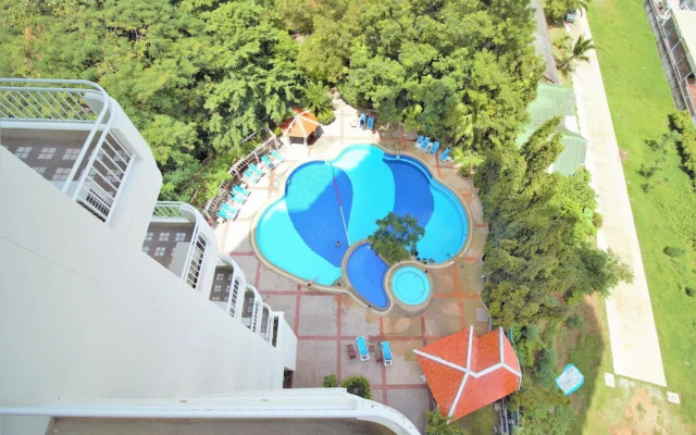 9B Spacious sea View Apartment Karon Beach Front