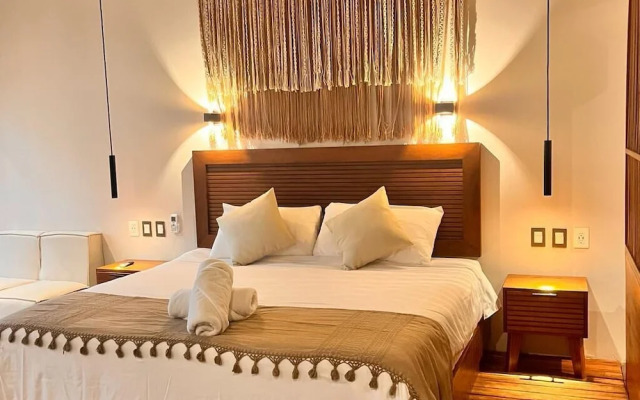 Adora Tulum