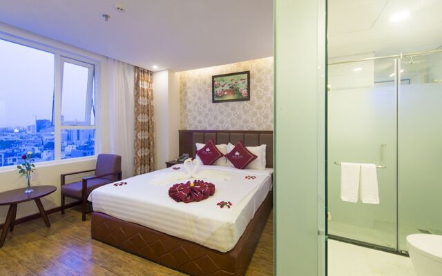 Crystal Hotel Da Nang