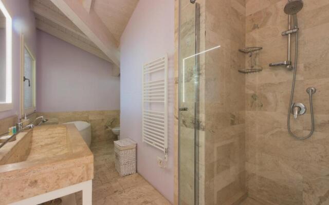 Villa Lilla Attic on the beach