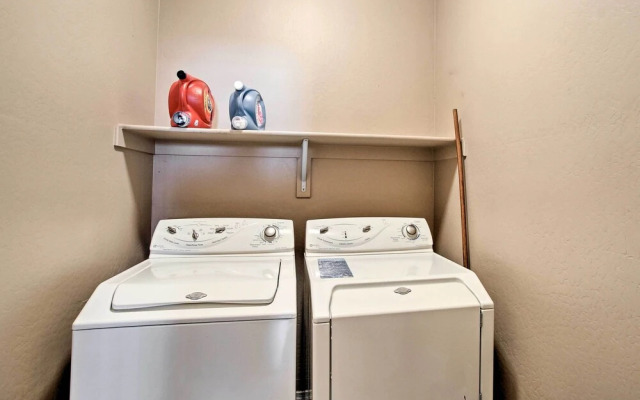 Dog-friendly Arizona Retreat w/ Patio & Grill!