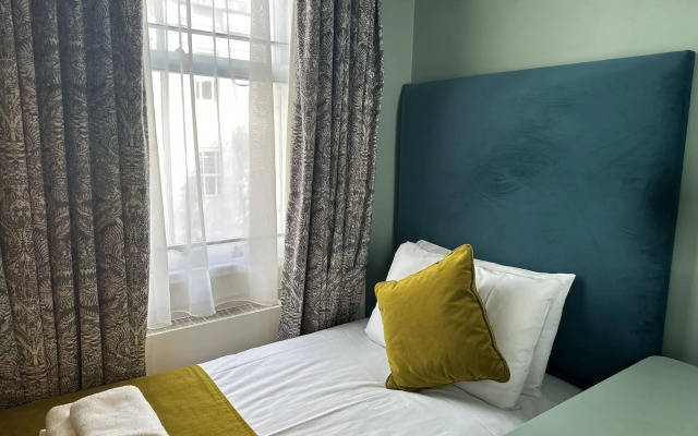 Bloomsbury Palace Hotel